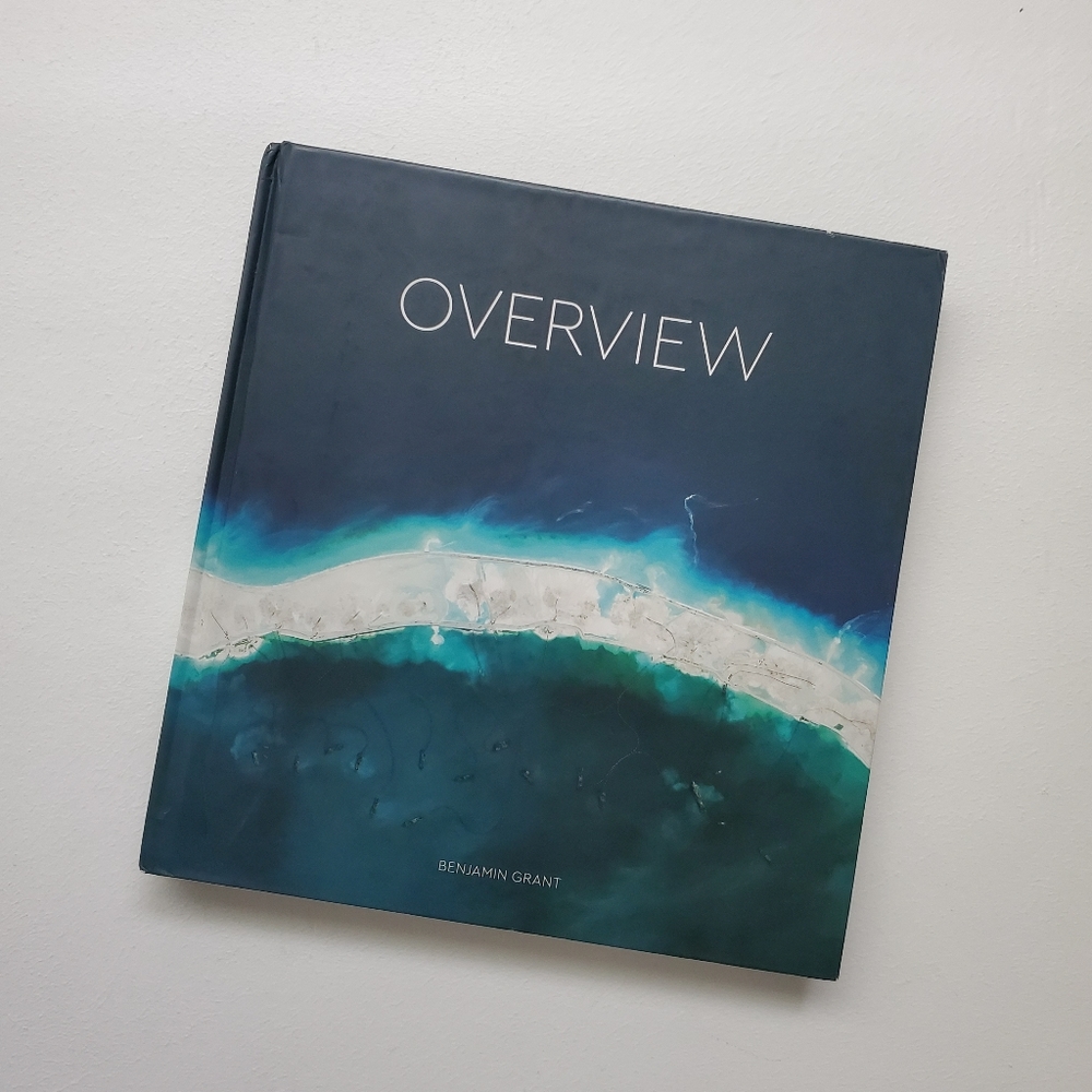 Overview hardcover drone/satellite photo book